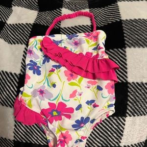 Old Navy Toddler Swimsuit size 3-6mths